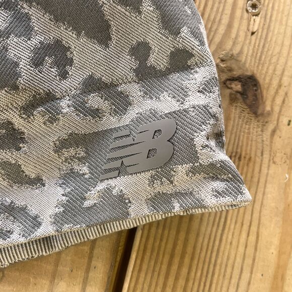 NWOT New Balance Gray Leopard Print Sports Bra - Full Coverage - Women's Medium - Picture 3 of 6